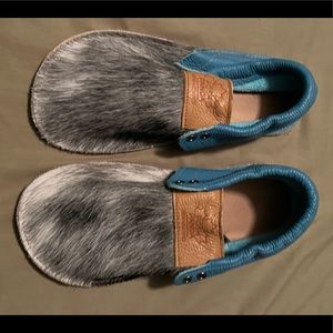 Posh Panda/Ranchherr hair on mocs size 9